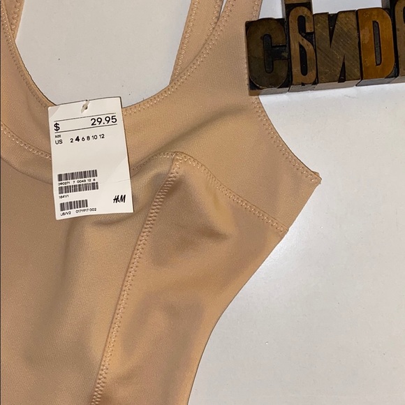 🆕H&M Shaper in Nude - Picture 3 of 8
